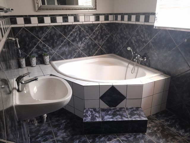 4 Bedroom Property for Sale in Albertinia Western Cape